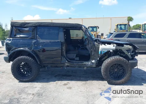 2023 Ford Bronco Outer Banks z USA, uszkodzony, nr VIN 1FMDE5BH3PLA99520